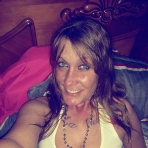 Meet your Posher, Leeann