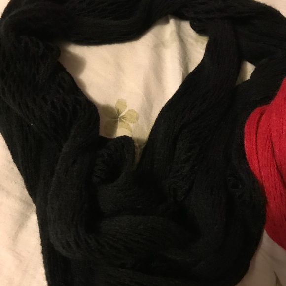 Scarf bundle - Picture 2 of 3