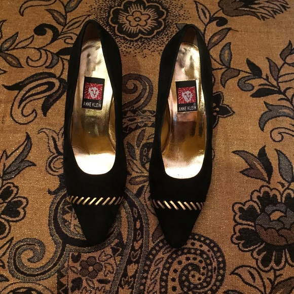 Vintage Anne Klein Black & Gold Suede Pumps - Picture 1 of 5