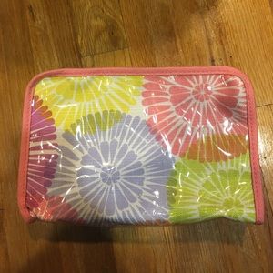 NEW Clinique zip around cosmetic case