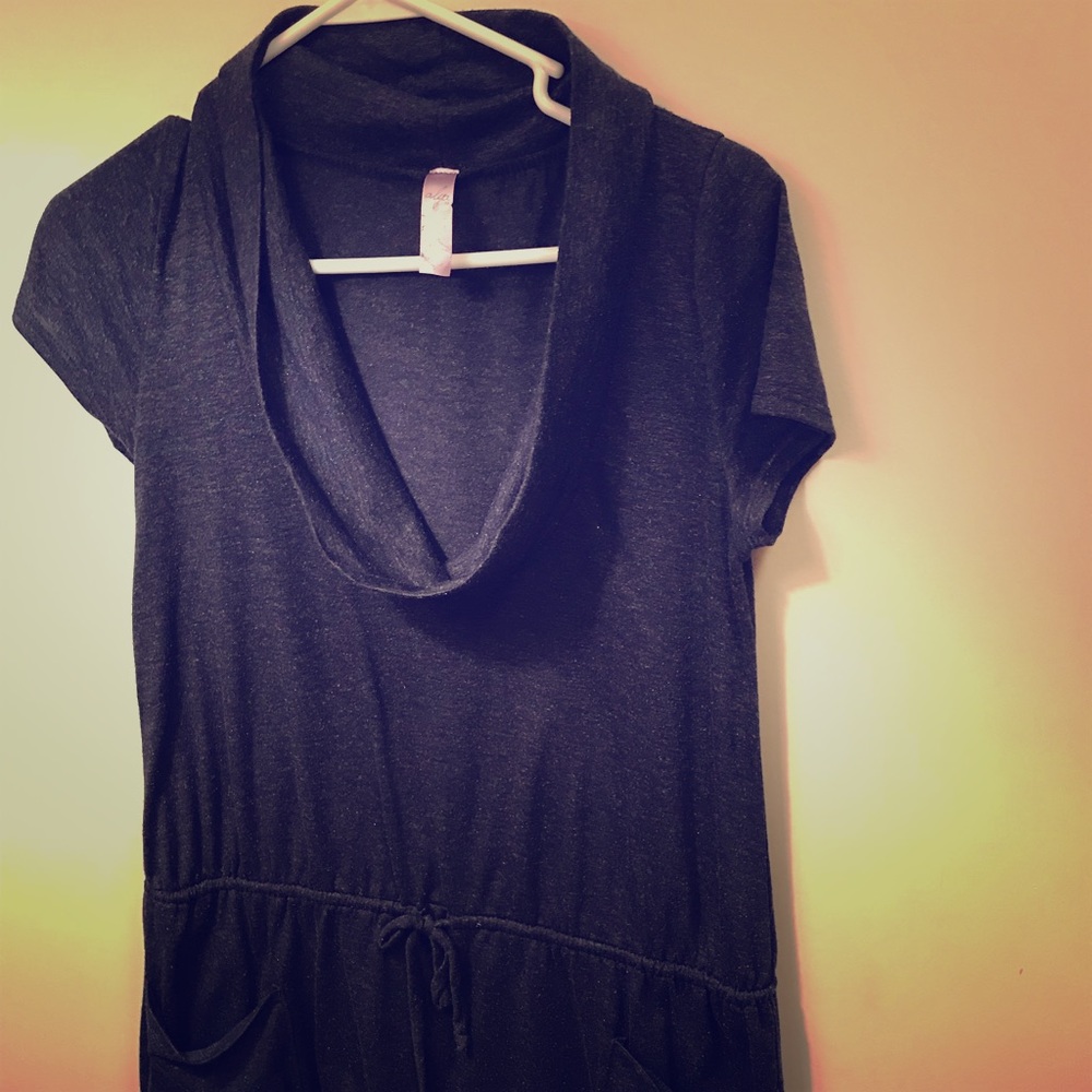 Francesca’s navy blue cowl neck drawstring waist M