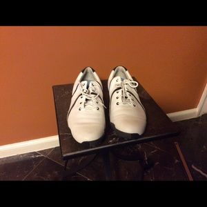 Women's Golf Shoes