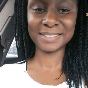 Meet your Posher, Latasha