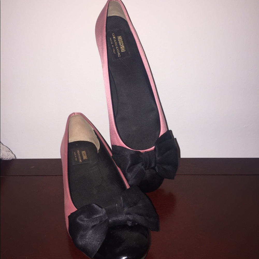 Adorable Moschino Cheap and Chic ballet flats