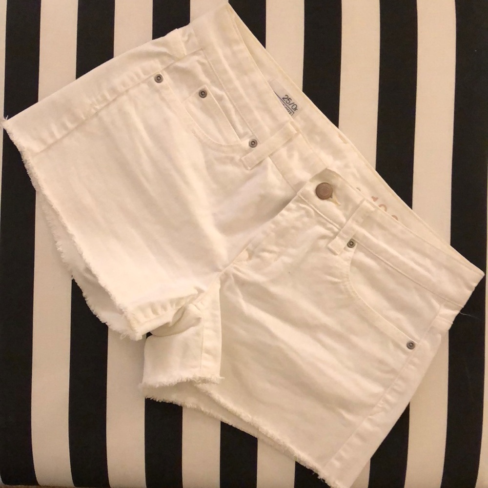 GAP white denim shorts