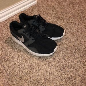 Black nike kashki’s