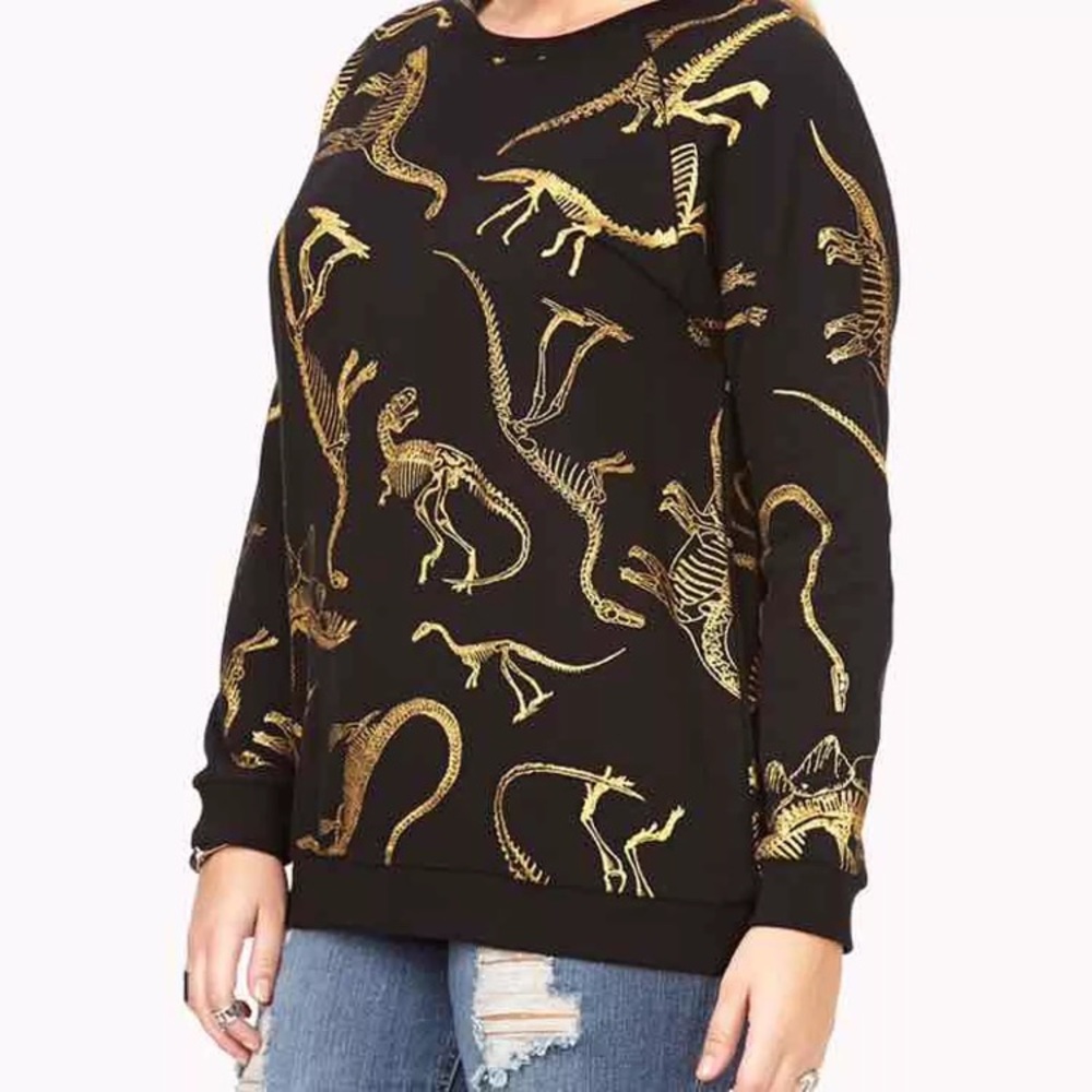 ISO! Size medium preferred, but open to any size
