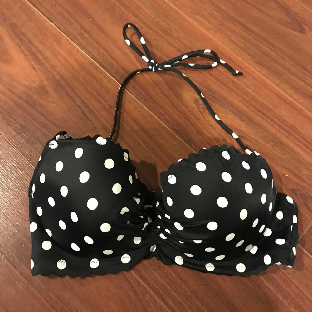 VS black and white polka dot bikini top