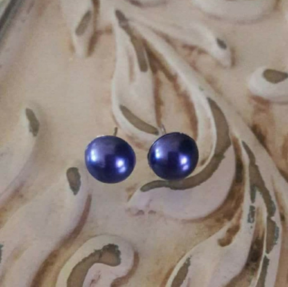 Pearls stud Earrings