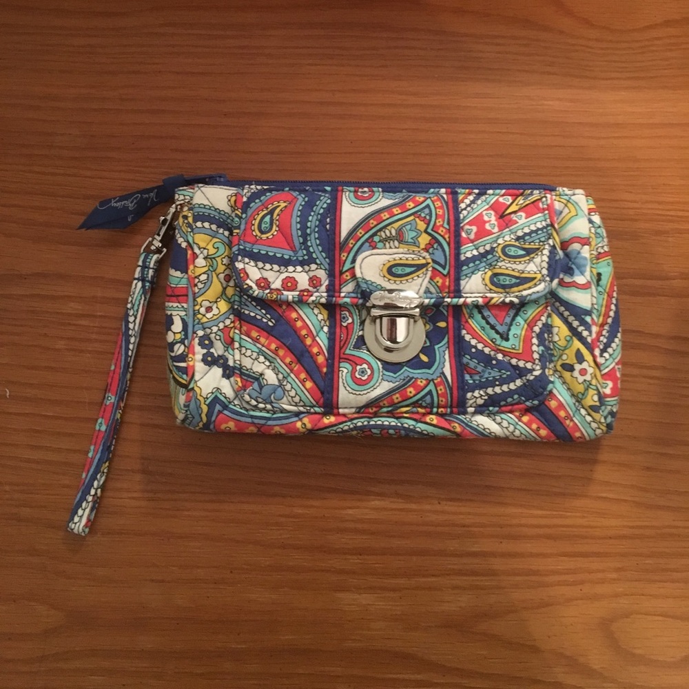 Vera Bradley wristlet/clutch