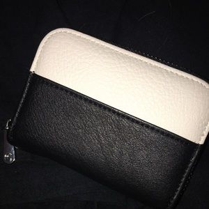 Charming Charlie Card Keeper Wallet