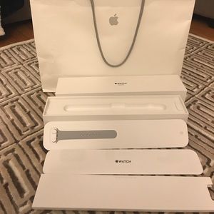 Apple watch shopping bag with watch box