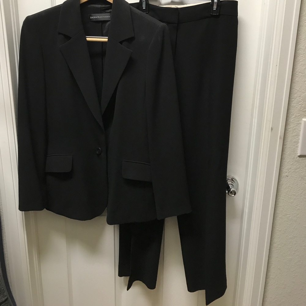 Dana Buchanan Pant Suit