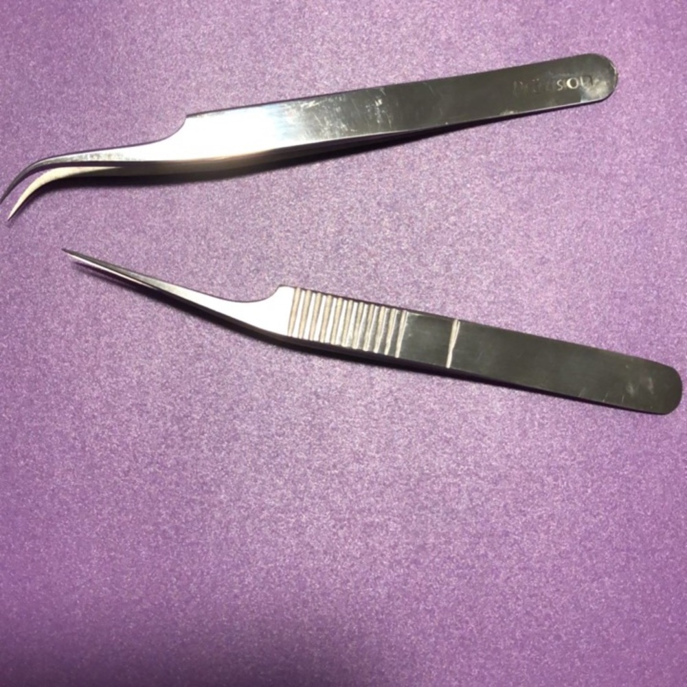 Lash tweezers