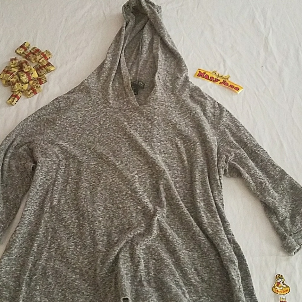 Light weight hoodie