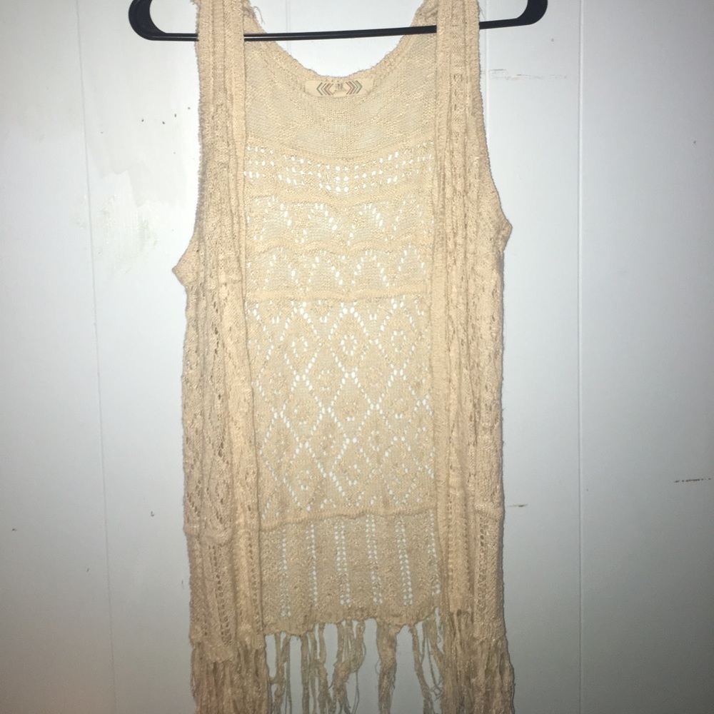 Boho Sleeveless Cardigan