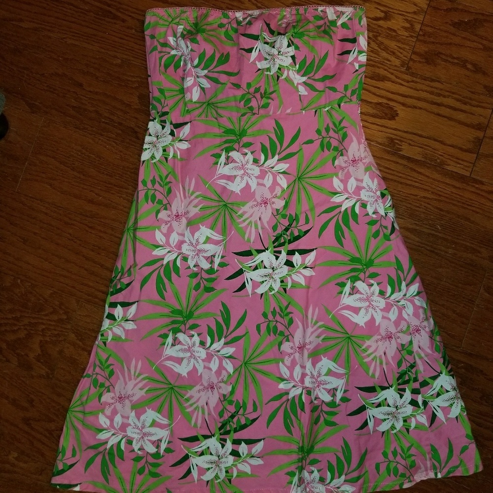 🌸Beautiful Strapless Flowered Dress🌸