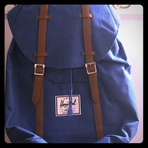 NWT Herschel and Co Retreat backpack in cobalt