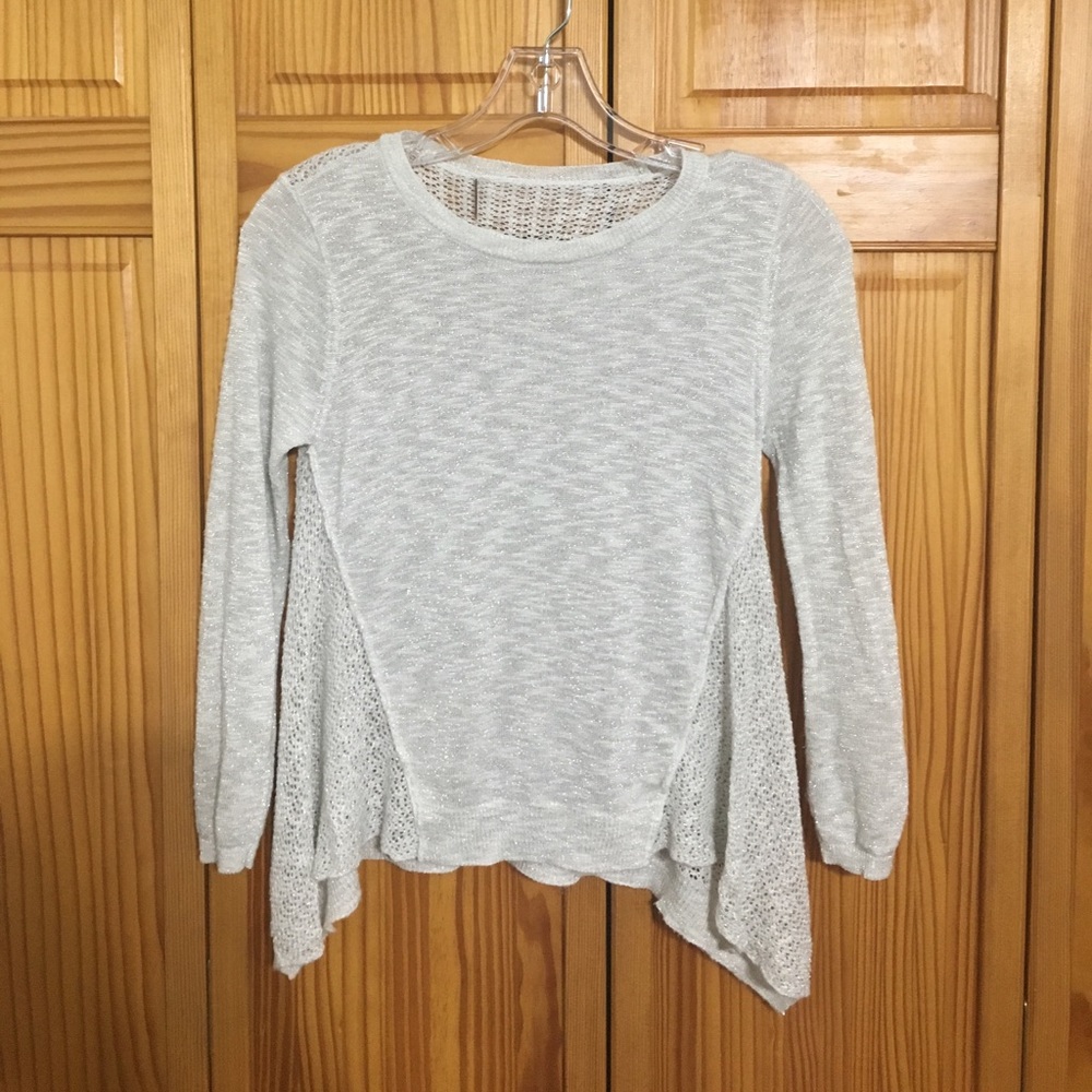White Sweater with silver shimmer Size M