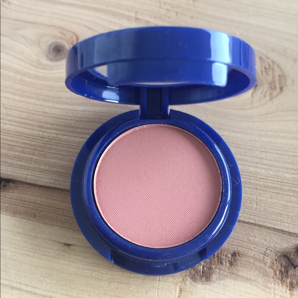 Brand New Luna by Luna eyeshadow.