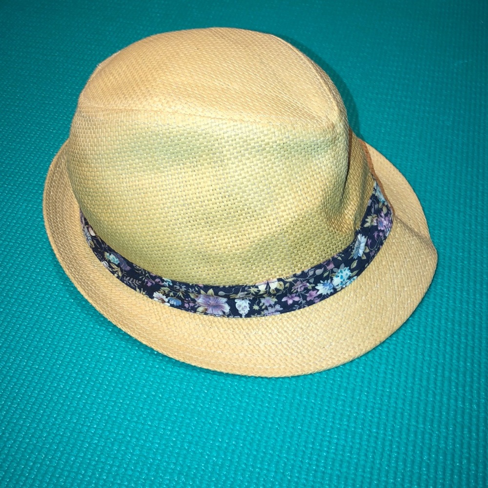 Straw fedora