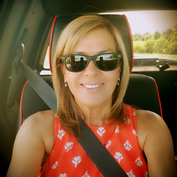 Meet your Posher, Alba - Picture 1 of 1