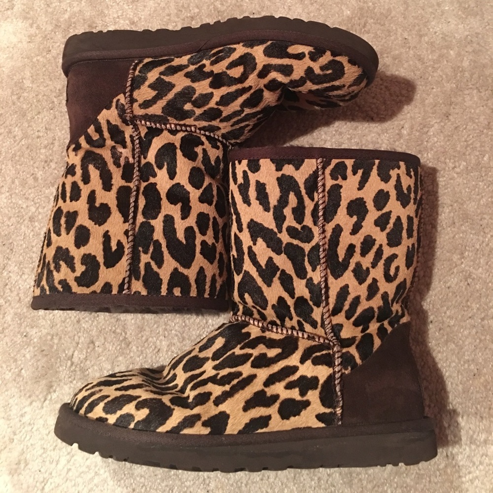 UGG’s size 6 cheetah print.