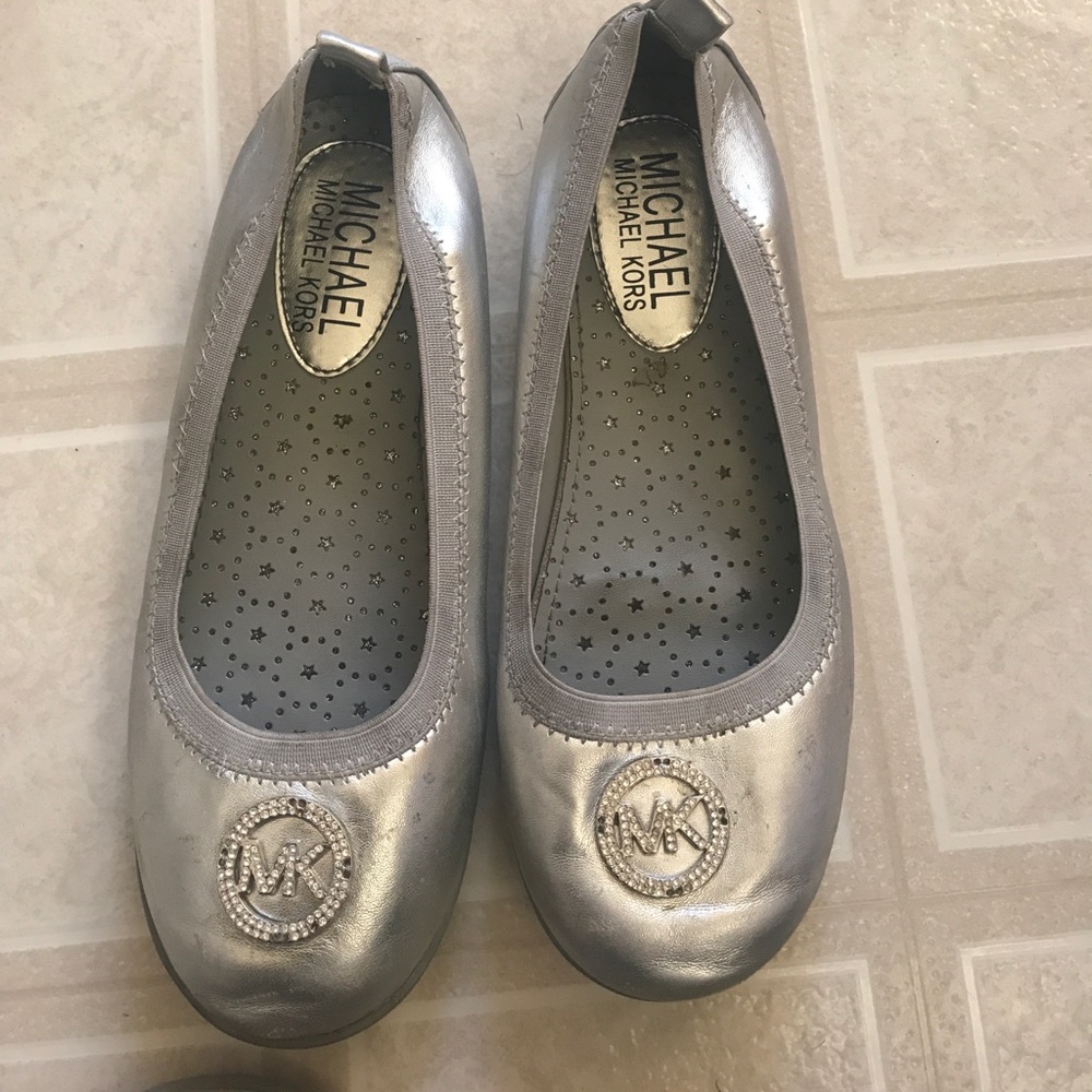 MK Little Girls Dress Shoes