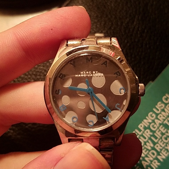 MBMJ watch - Picture 1 of 3