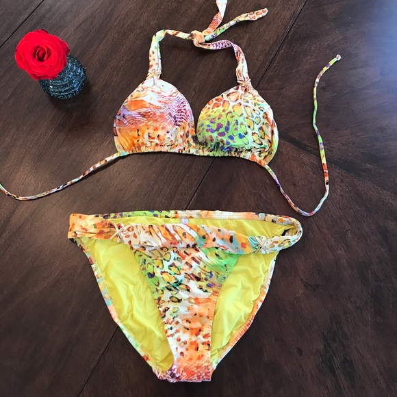 Pily Q animal print bikini with gold accents - Picture 2 of 6