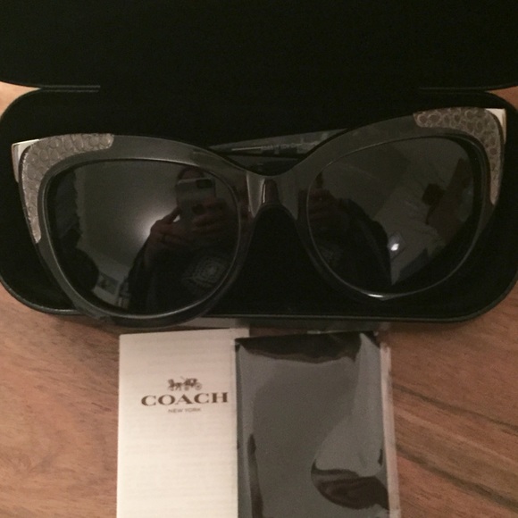 Coach Accessories - BNWOT Coach Cat Eye Sunglasses