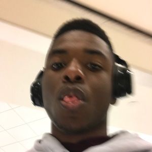 Meet your Posher, Jonathan