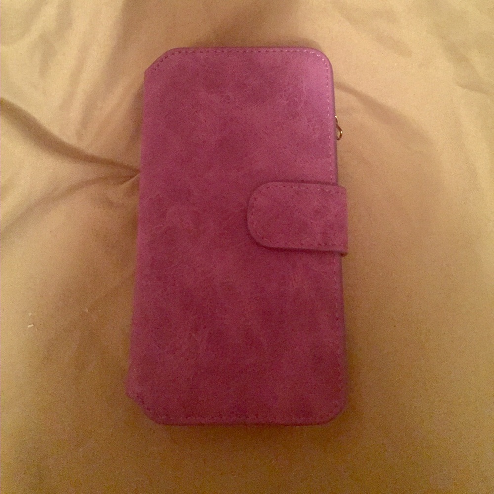 Suede purple iPhone 7 case with a lot of pockets