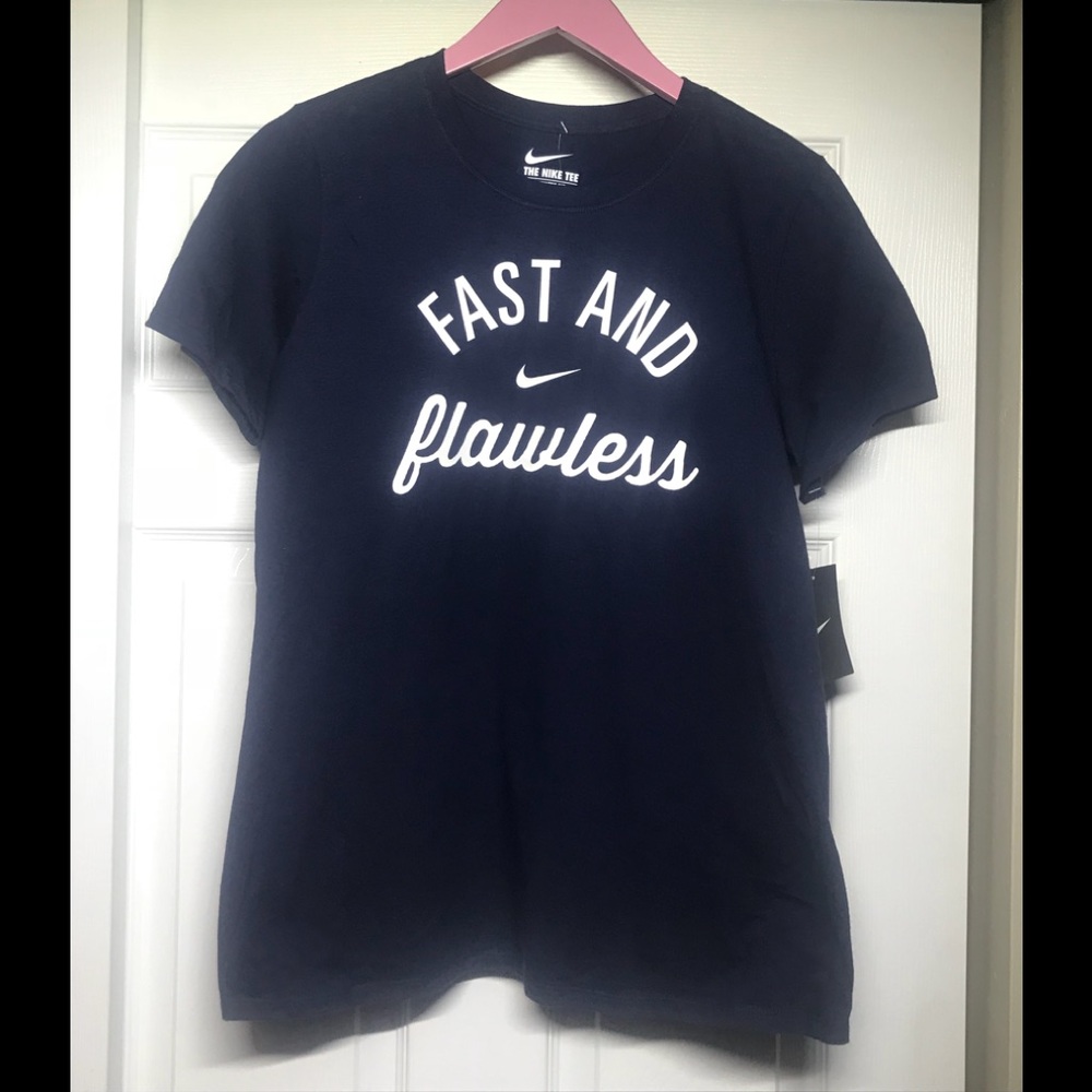 NWT Nike Fast and Flawless Tee 🏃‍♀️