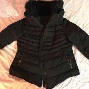 Zara 2016 black quilted puffer coat with fur