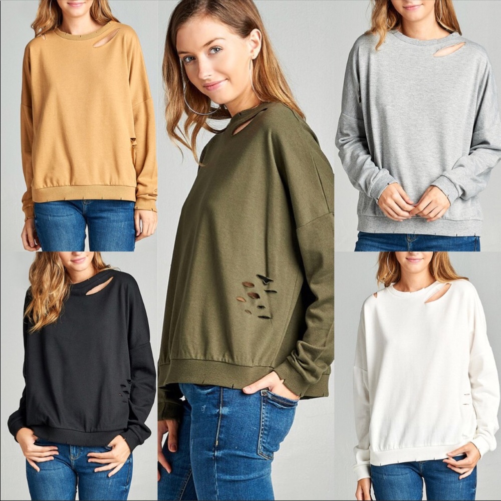 🌟So Soft🌟🌟 Distressed Sweater Top