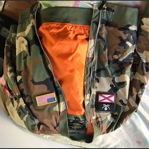 Alpha industries camo bomber