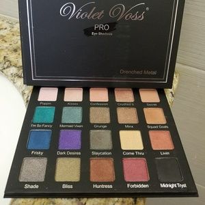 Violet Voss Drenched Metal Eyeshadow Palette