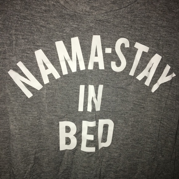 lightweight graphic tee - Picture 2 of 3