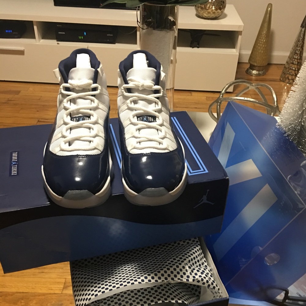 Retro 11     1982 size 9.5 men only