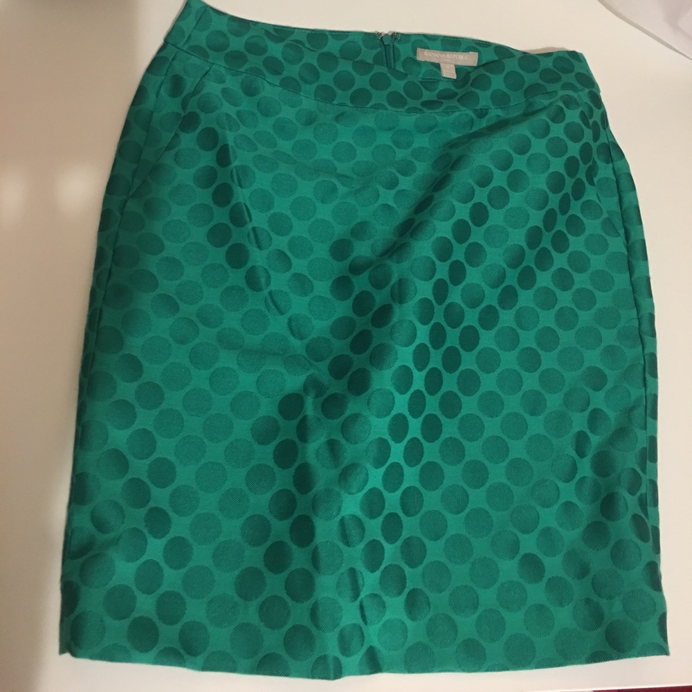 Banana Republic Green pencil skirt