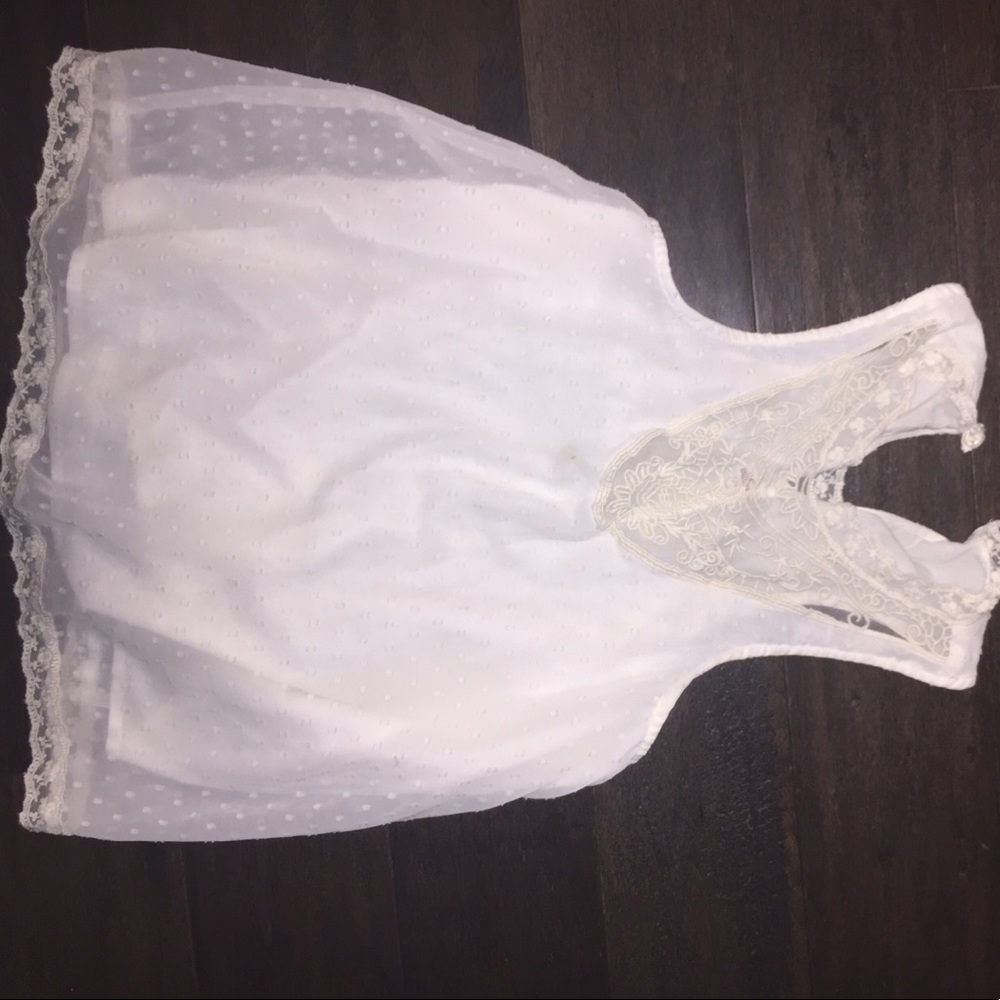 Lace sleeveless hollister juniors top