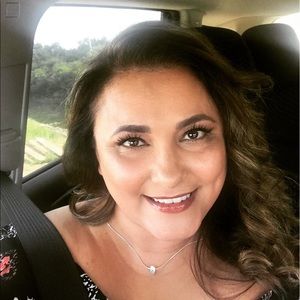 Meet your Posher, Holly