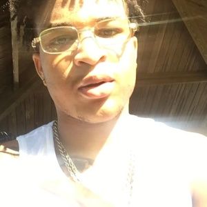 Meet your Posher, Ace