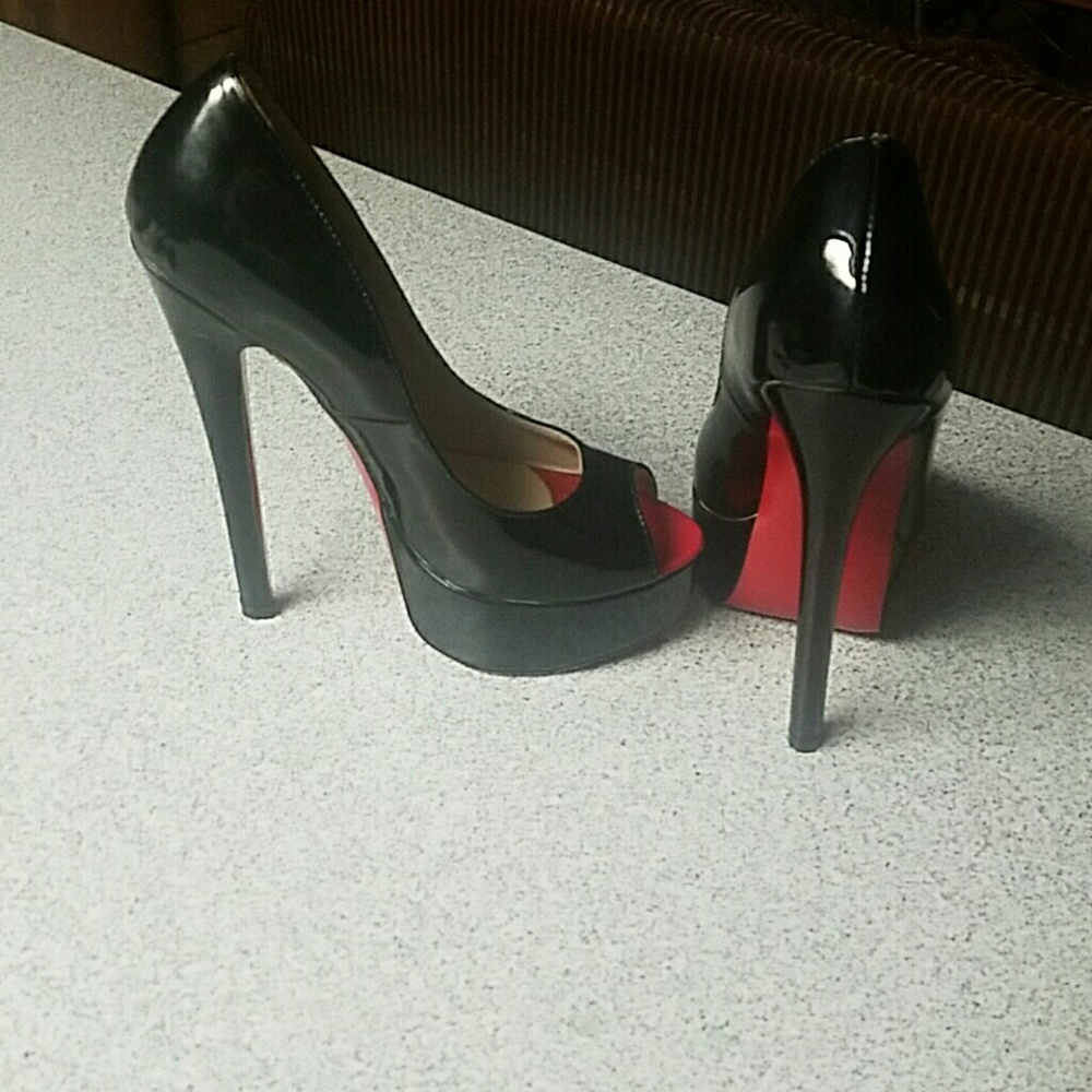 Red Bottom-"Only Maker"-Patent leather pumps.
