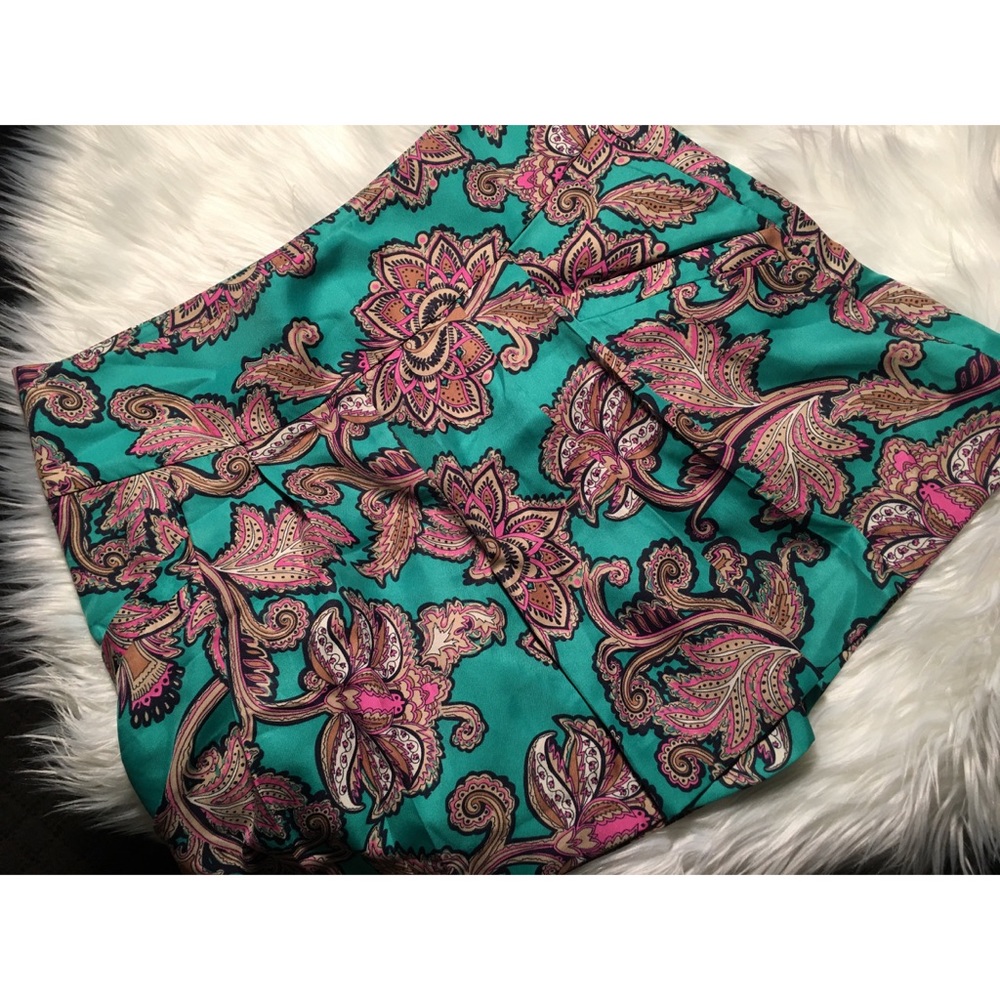 Loft Paisley Print Shorts