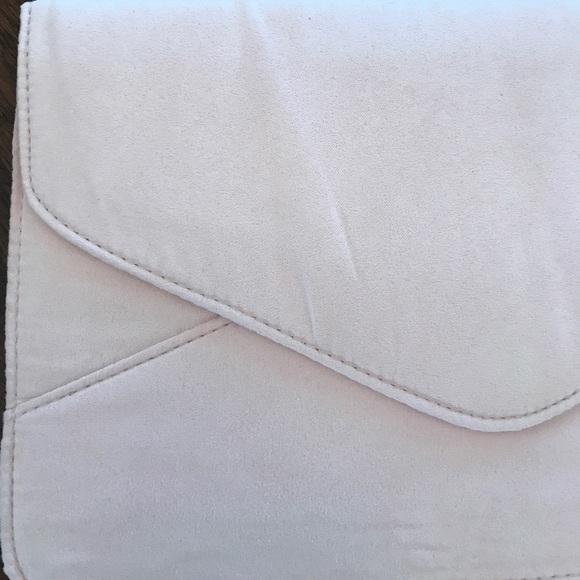 Blush pink envelope clutch - Picture 2 of 3