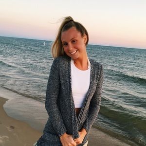 Meet your Posher, Hannah