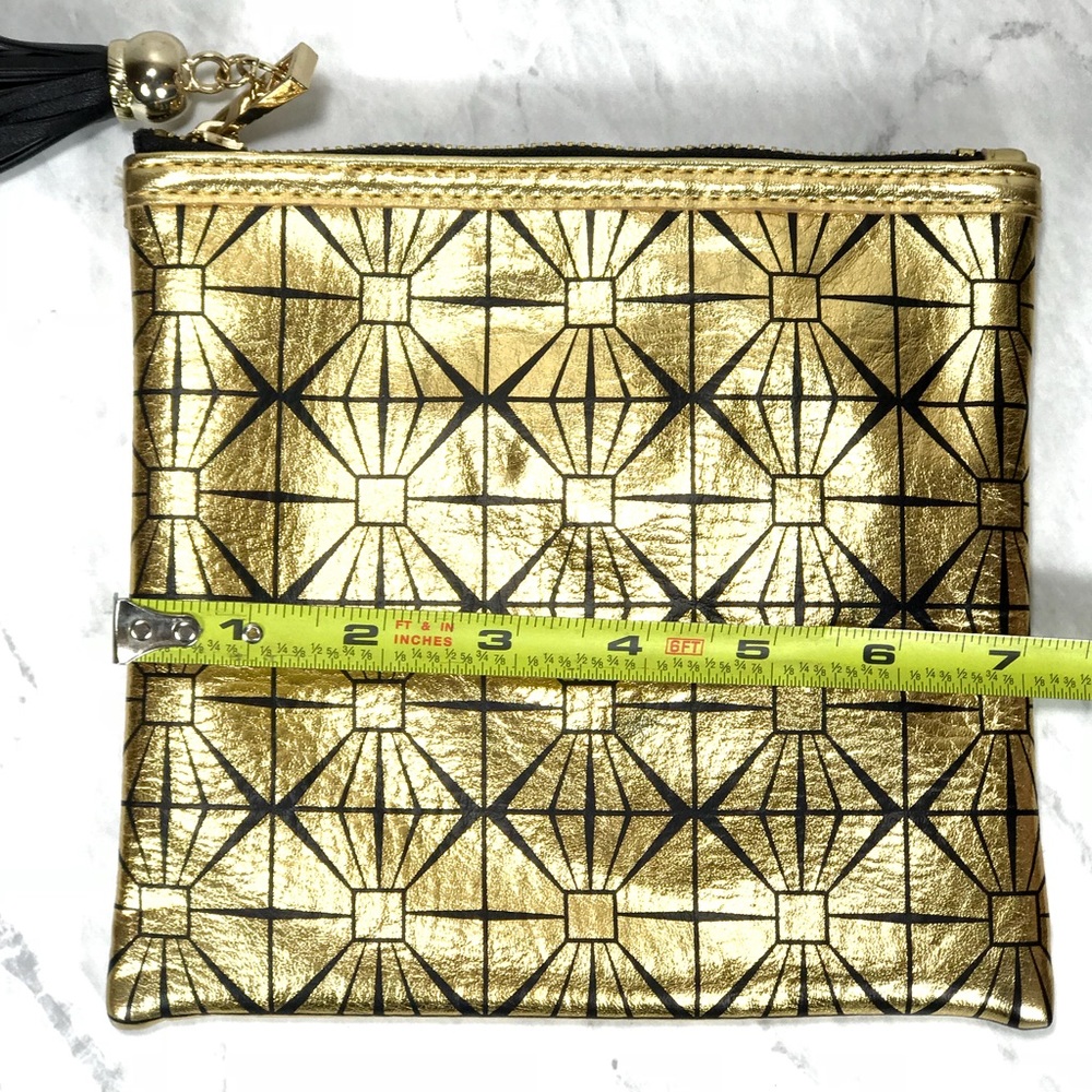 ❌SOLD❌ Bebe Gold And Black Tassle Pouch - Picture 6 of 6