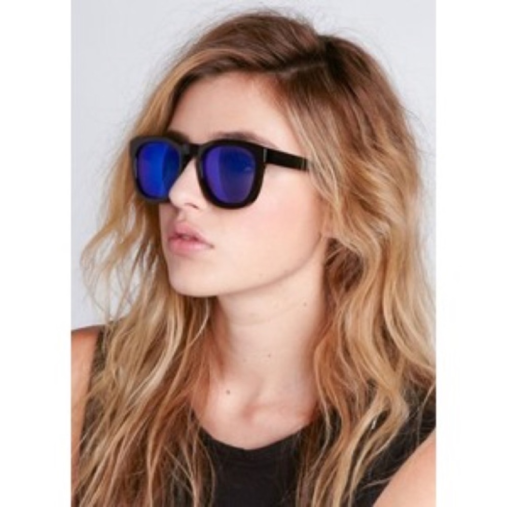 Wildfox Classic Fox Blue Mirrored Sunglasses
